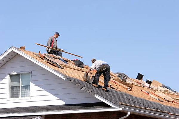 How to Choose the Right Roof Repair Service for Your Home